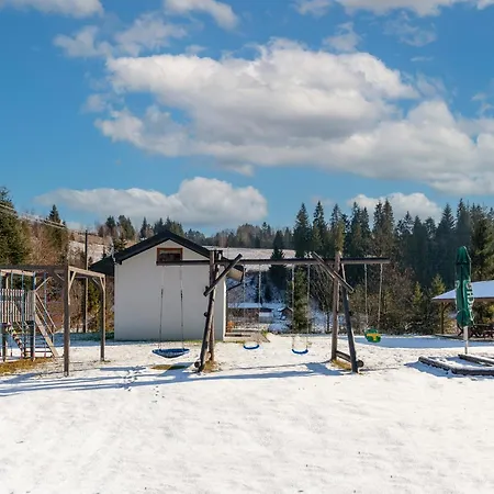 Za Swierkami Сasa de vacaciones