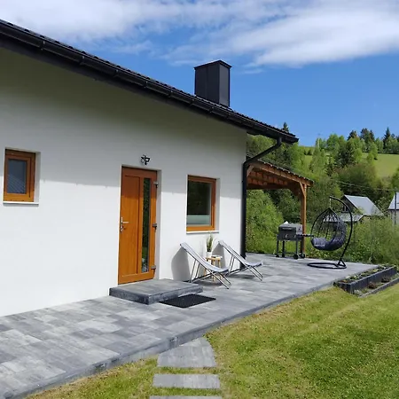 Za Swierkami Сasa de vacaciones Tylicz