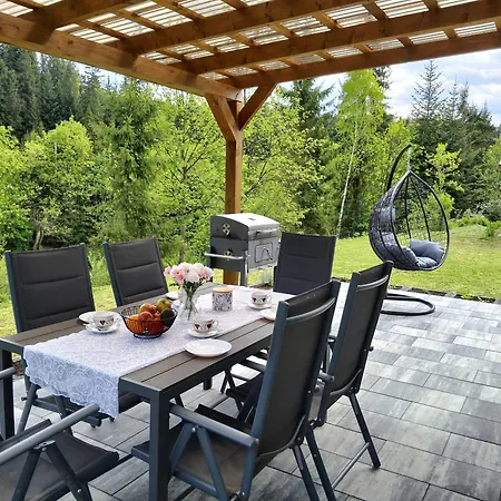 Za Swierkami Сasa de vacaciones Tylicz